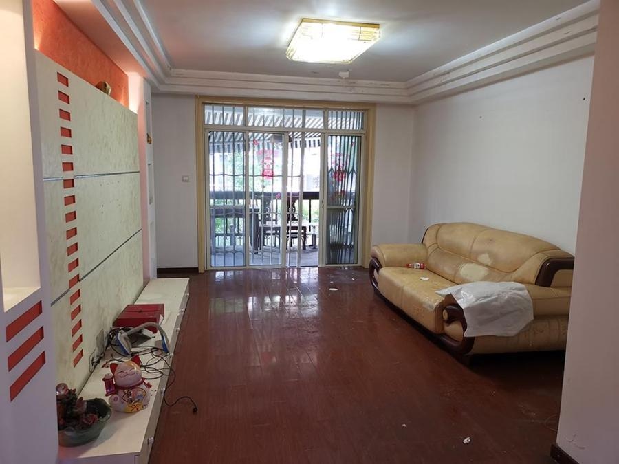 上海市浦东新区鹏欣绿苑20栋1F 