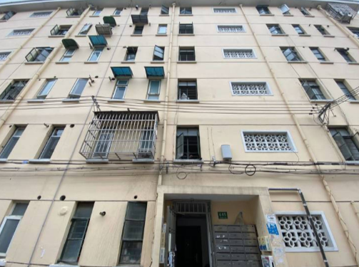 上海市浦东新区潍坊六村645栋2F 