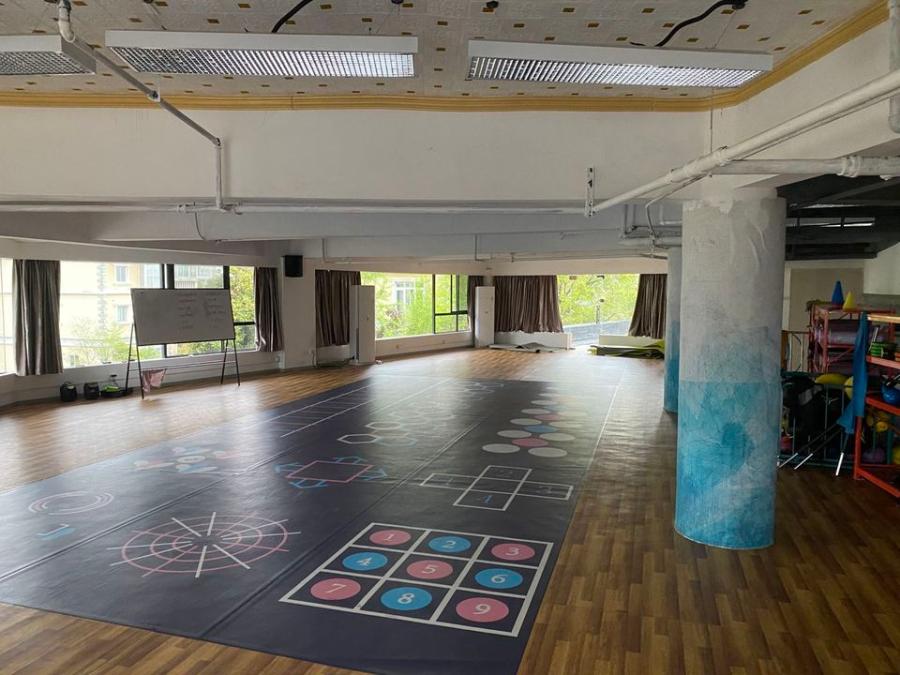 上海市奉贤区金海湾花苑1、127、128、129、130栋 