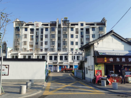 上海市金山区荣禄苑新华东路63弄7栋1-2F 