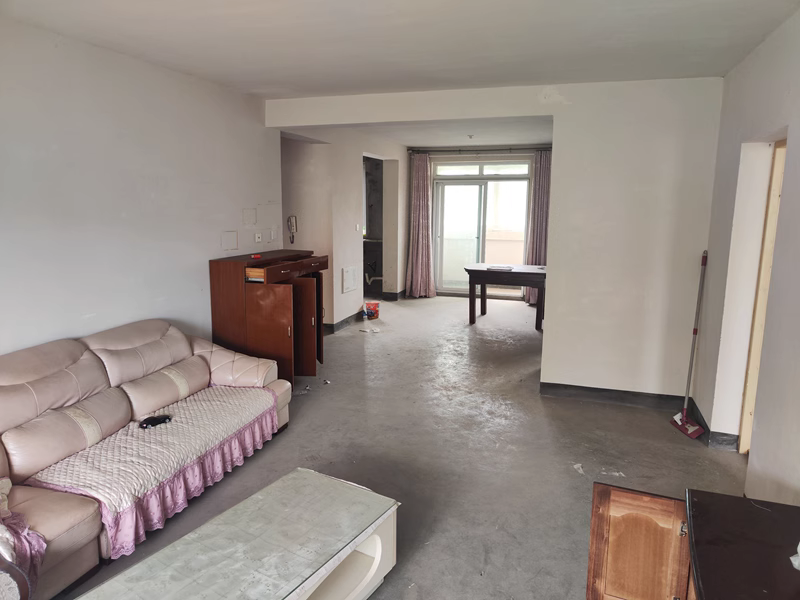 上海市崇明区裕鸿佳苑第三社区安通南村27栋4F 