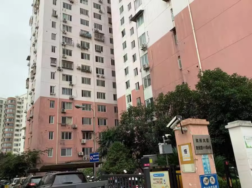 上海市徐汇区钦州大厦6栋5F 