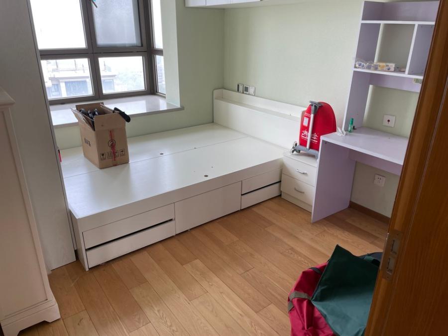 上海市嘉定区东方豪园4栋30F 