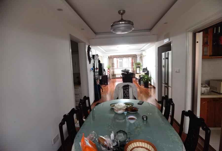 上海市闵行区塘泾北苑45栋4F 