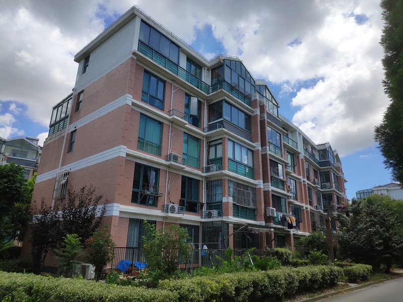 上海市松江区润峰苑623栋1F 