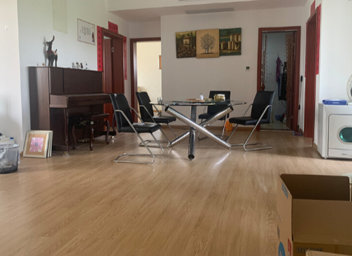 上海市嘉定区魏玛原墅6栋6F 