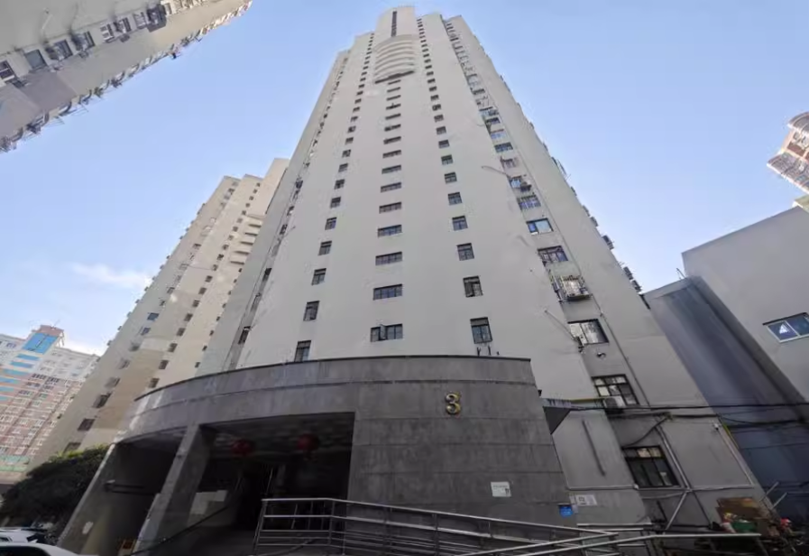 上海市黄浦区南园小区3栋17F 