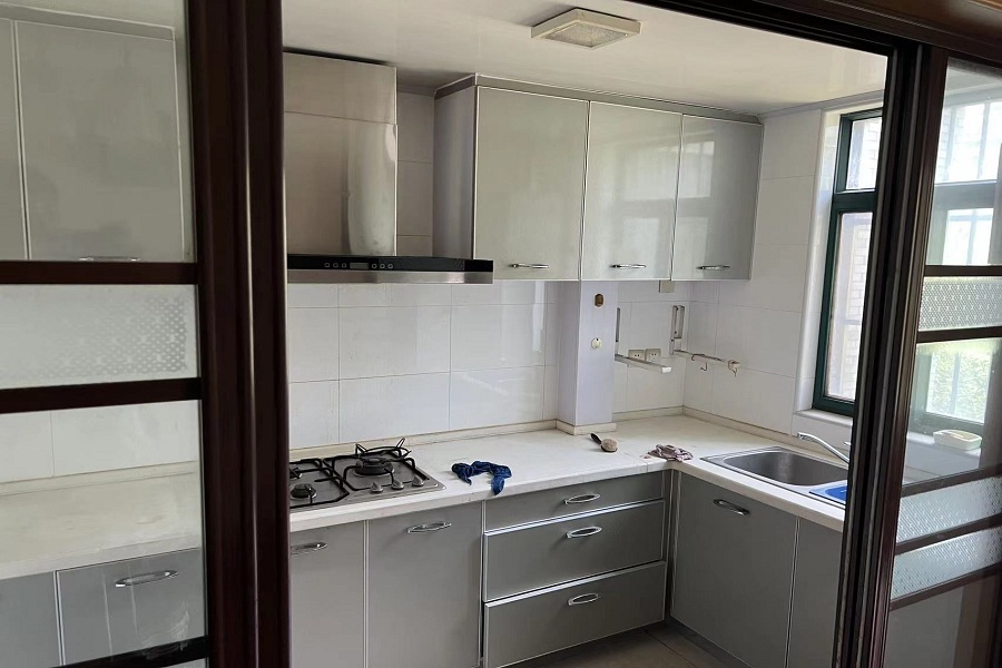 上海市宝山区四季绿城34栋2F 