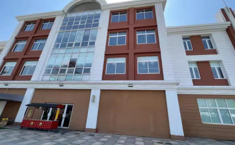 上海市奉贤区海湾旅游区商铺4966栋全幢 