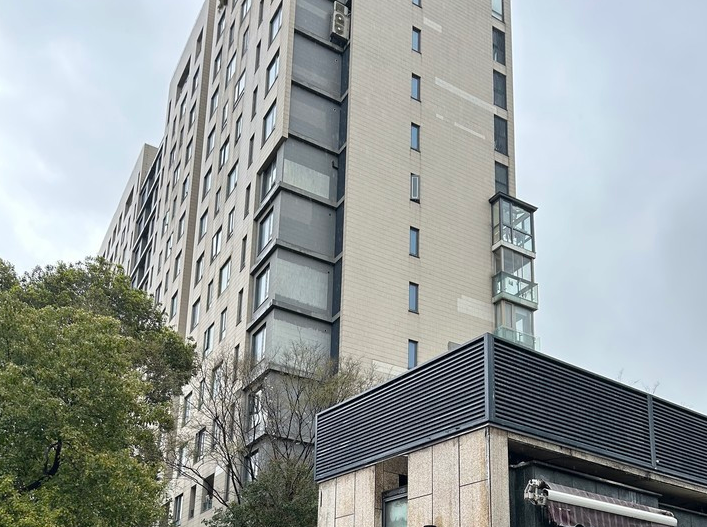 上海市浦东新区金地湾流域7栋11F及地下车位 