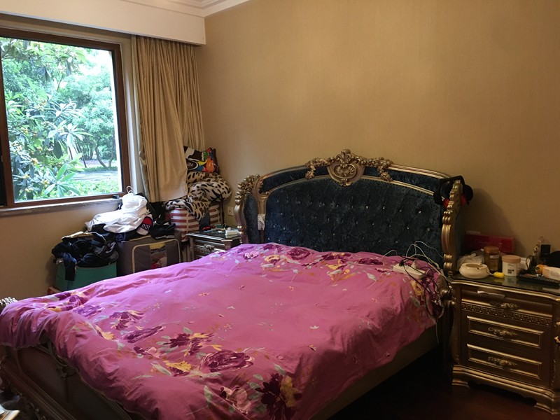 上海市宝山区铂珏公馆21栋1F 