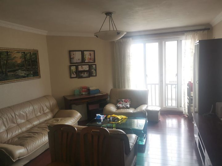 上海市闵行区富丽公寓(东区)4栋3F 