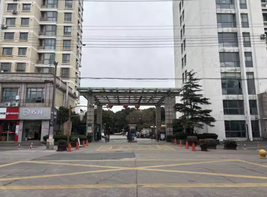 上海市松江区上海诗林1栋4F 