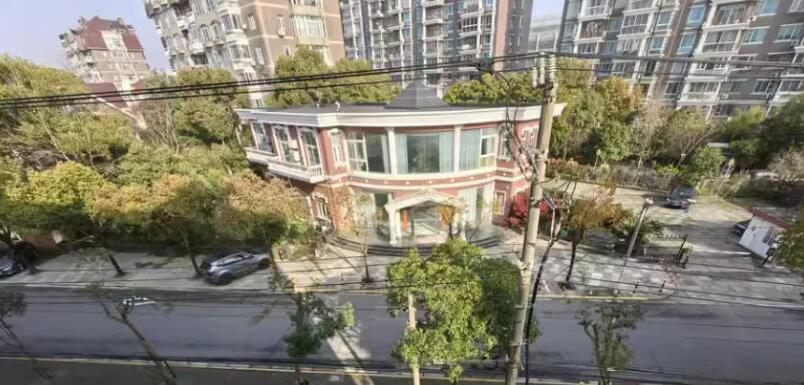 上海市浦东新区锦三角花园31栋 