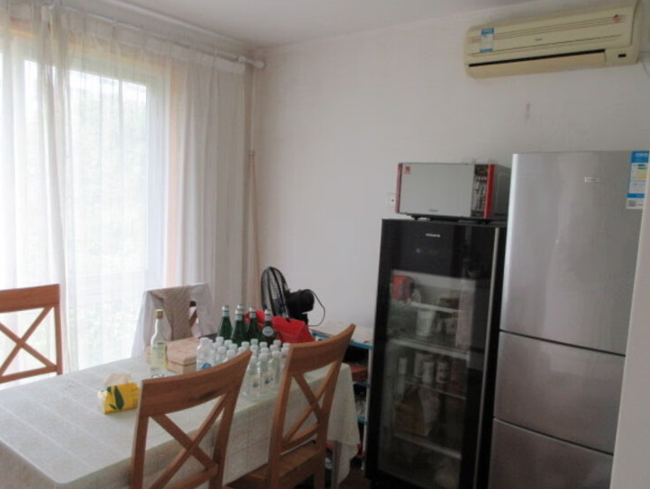 上海市浦东新区陆家嘴花园5栋3F 