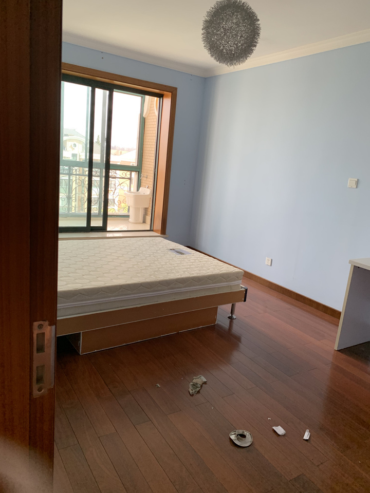 上海市嘉定区锦华茗园22栋6F及车库 