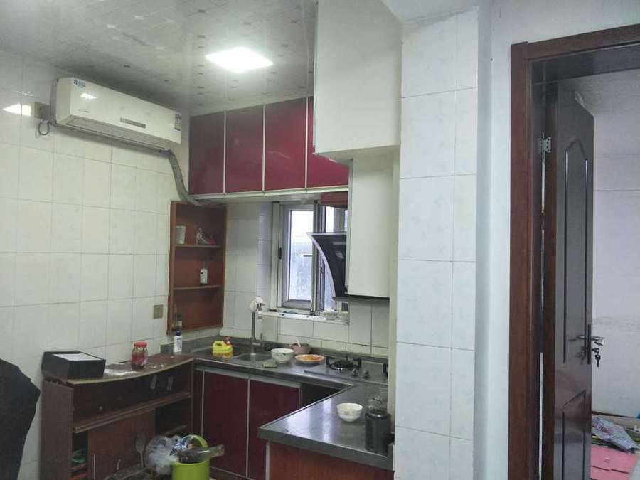 上海市闵行区华美西路小区5栋6F 