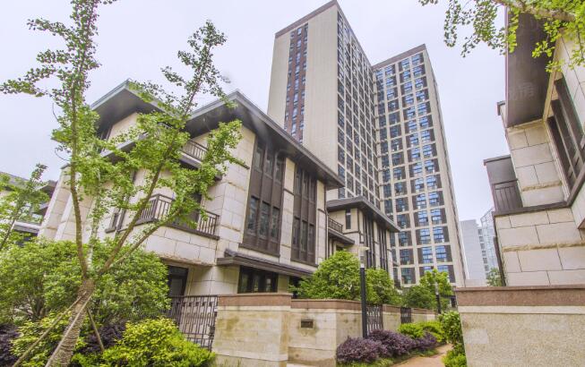 上海市嘉定区中茂世纪财富广场29栋1-31F、地下1F及地下1F2个车位 