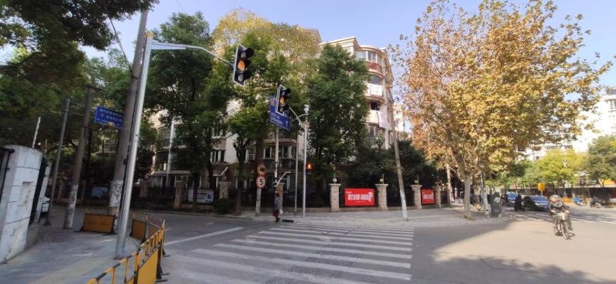 上海市闵行区静安花苑2栋6F 