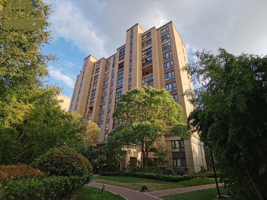 上海市青浦区万科尚景苑96栋5F 