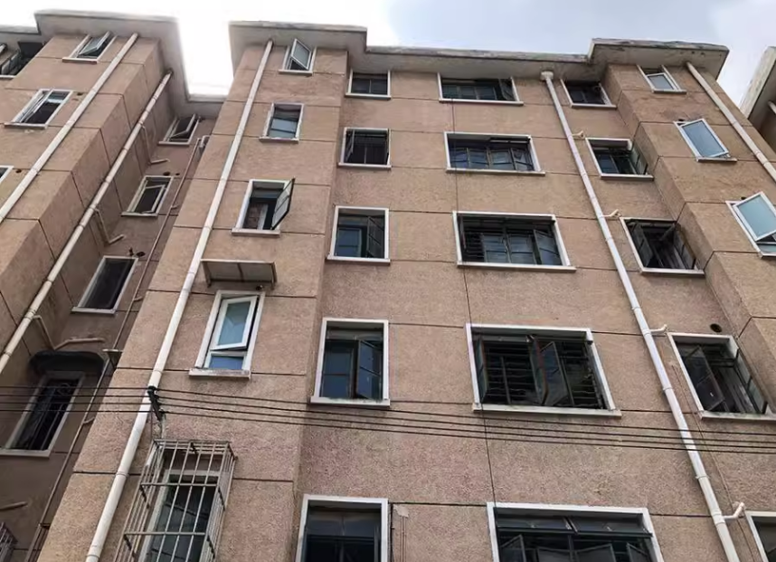 上海市徐汇区凌云新村凌云新村 