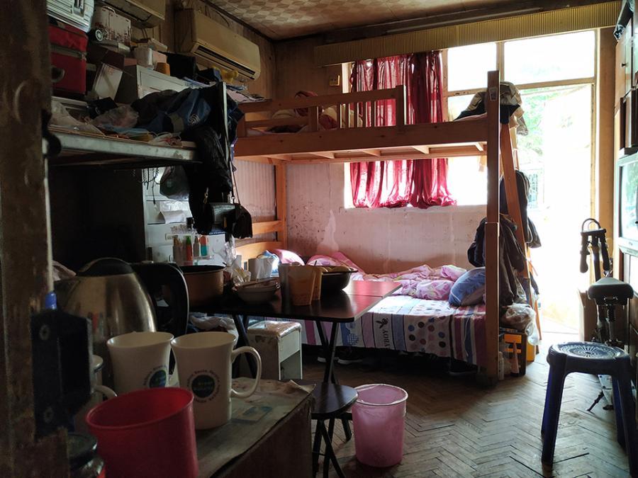 上海市浦东新区东园三村325栋2F 