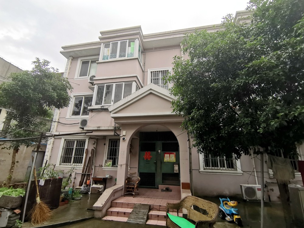 上海市松江区杨家弄84号84栋1F 