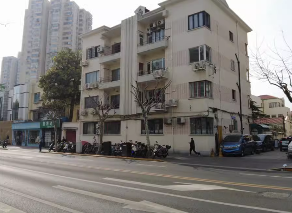 上海市长宁区兴国大厦1栋4F 