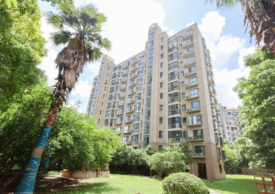 上海市浦东新区爵仕悦8栋3F及地下1F车位 