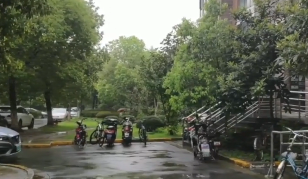 上海市松江区金港花园12栋2F 